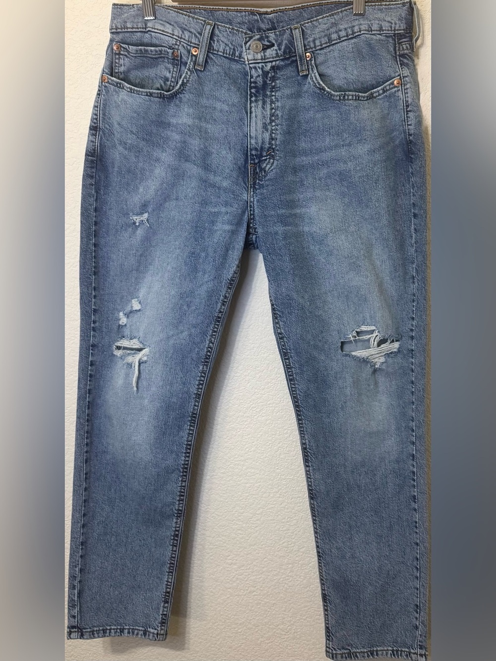 Levi’s 531 Athletic Taper Jeans Light Wash Distressed Denim Men’s W36 L30